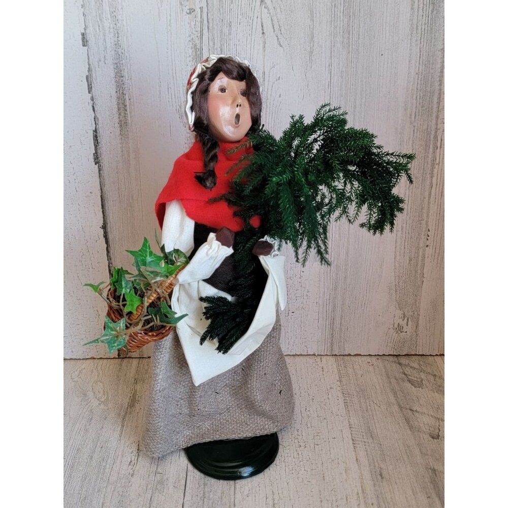 Byers Choice woman vendor evergreens bush‎ plant tinsel vintage xmas figure